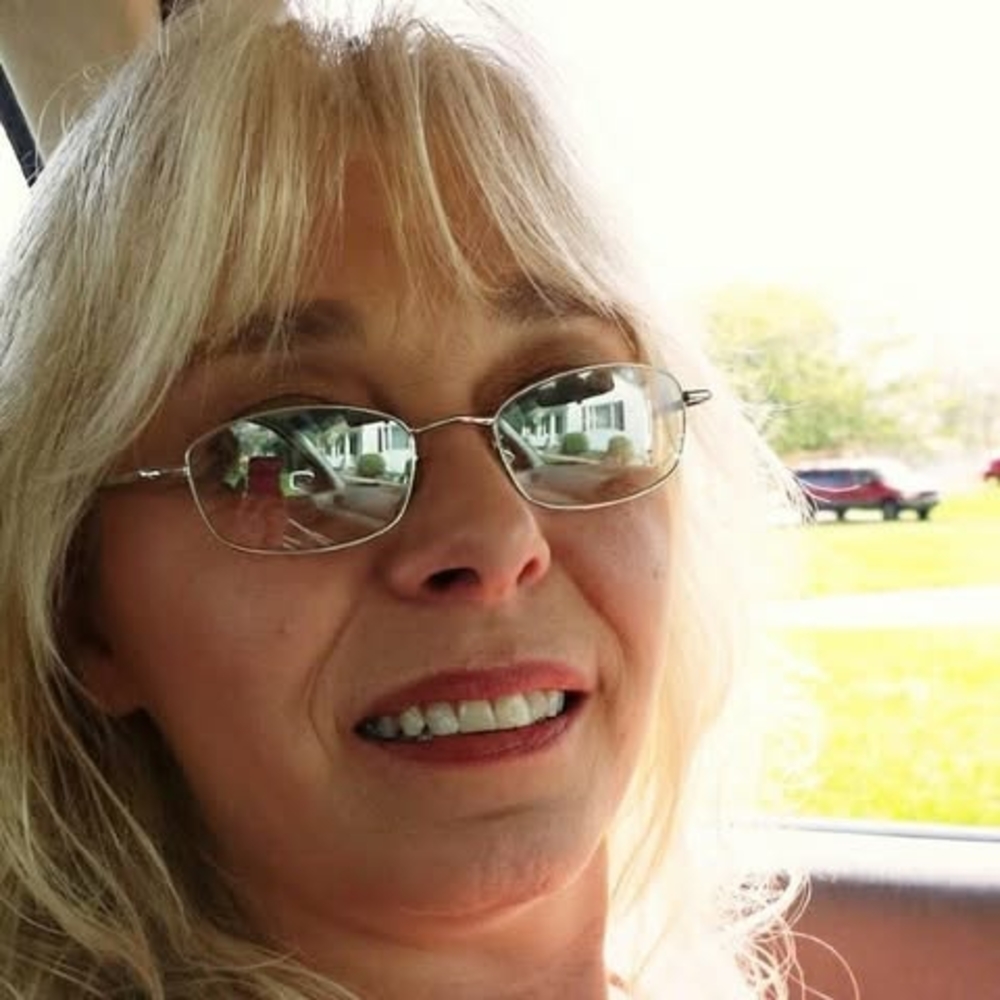 Meet your Posher, Julie